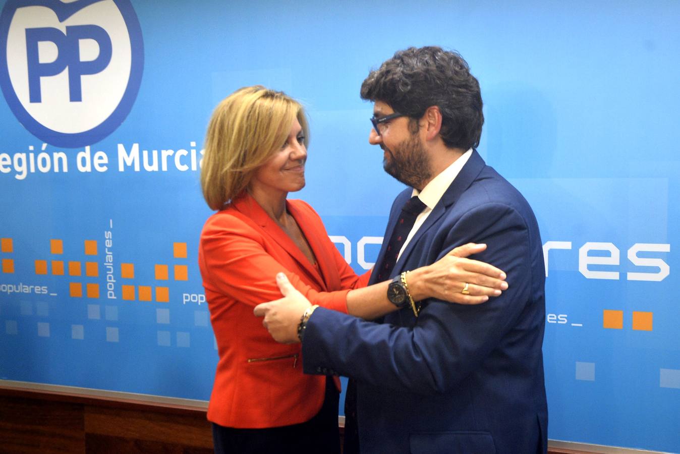 La Junta Directiva del PP, de la que forman parte cerca de 200 cargos, designó este viernes por la tarde a Fernando López Miras presidente del partido por aclamación