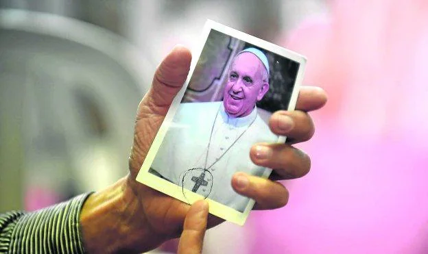 El Papa no ha perdido la especial conexión que mantiene con la calle desde el inicio de su pontificado en 2013.