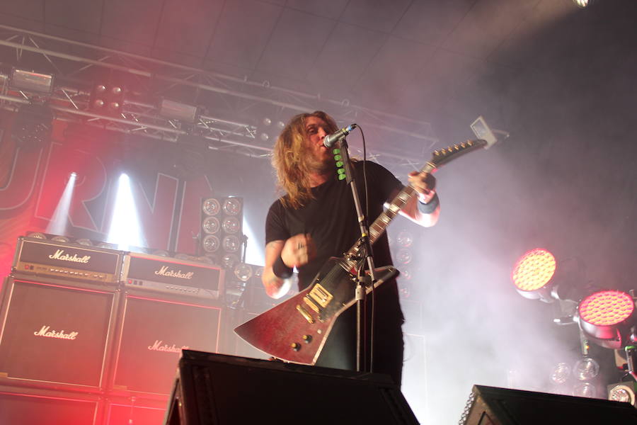 La Sala Gamma de Murcia acogió este miércoles la primera visita a Murcia del cuarteto australiano que está revolucionando el 'hard rock' actual. Los hermanos O'Keeffe, en especial el guitarrista y cantante Joel, demostraron ser los ejes centrales de una banda muy cohesionada que se mueve en el escenario como pez en el agua.