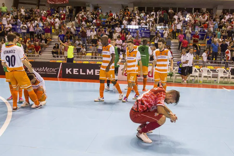 El Plásticos Romero de Cartagena tira de épica para remontar un 0-3 en el descanso y evita la victoria de ElPozo en un apasionante derbi