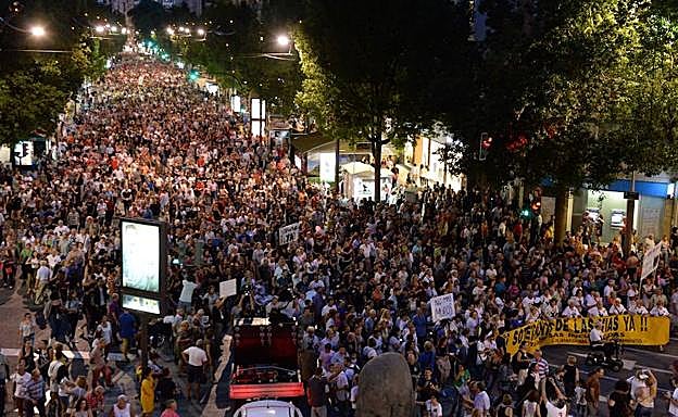 Multitudinaria manifestación en Murcia. 