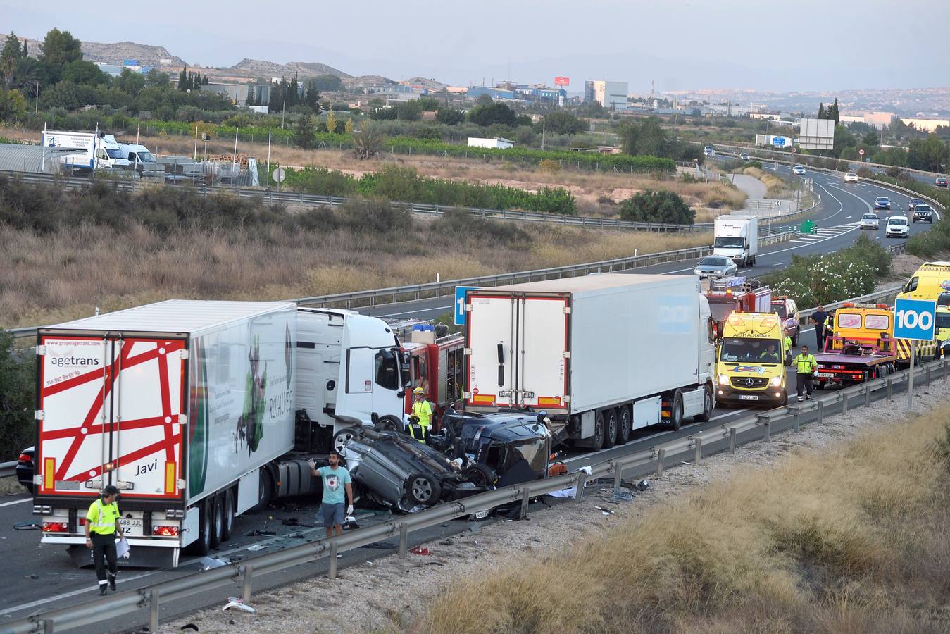 Más de una decena de vehículos se vieron implicados en el suceso que ocurrió en la autovía A-7 en dirección Murcia