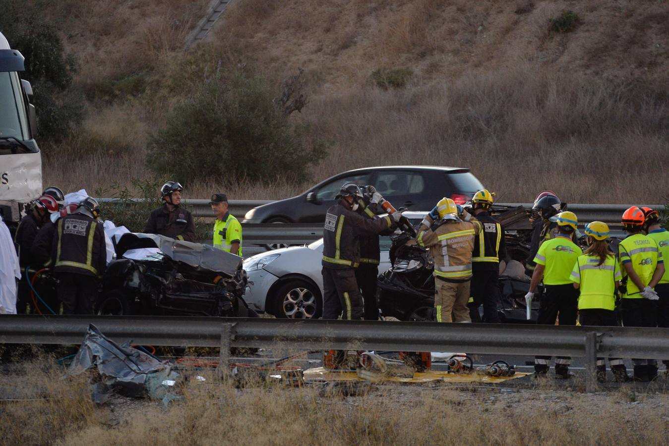 Más de una decena de vehículos se vieron implicados en el suceso que ocurrió en la autovía A-7 en dirección Murcia