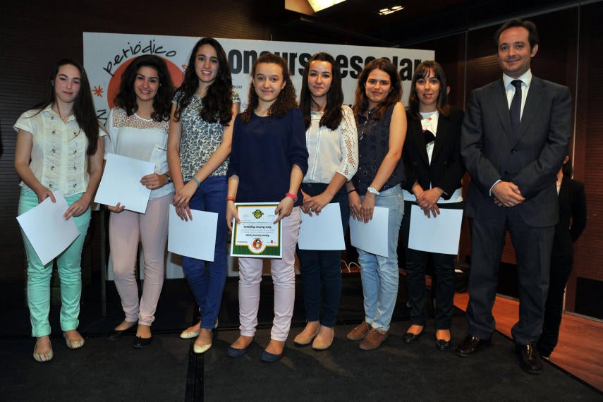 Mejor vídeo. 'La Fuente del Secano'. Nuestra Sra. del Sagrado Corazón, Calasparra. Entregó el premio (una cámara digital) Santiago Sánchez, director de Comunicación y Relaciones Externas de El Corte Inglés.