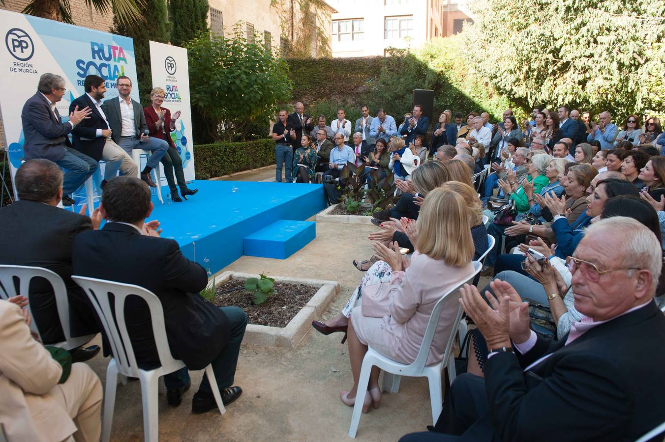 Javier Maroto explica que el objetivo es «ponerle cariño y voz a todo lo que se hace desde el partido» para favorecer a las personas