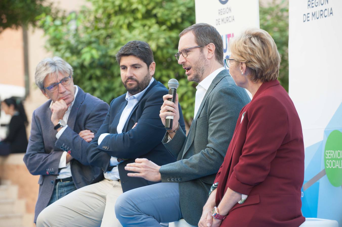 Javier Maroto explica que el objetivo es «ponerle cariño y voz a todo lo que se hace desde el partido» para favorecer a las personas