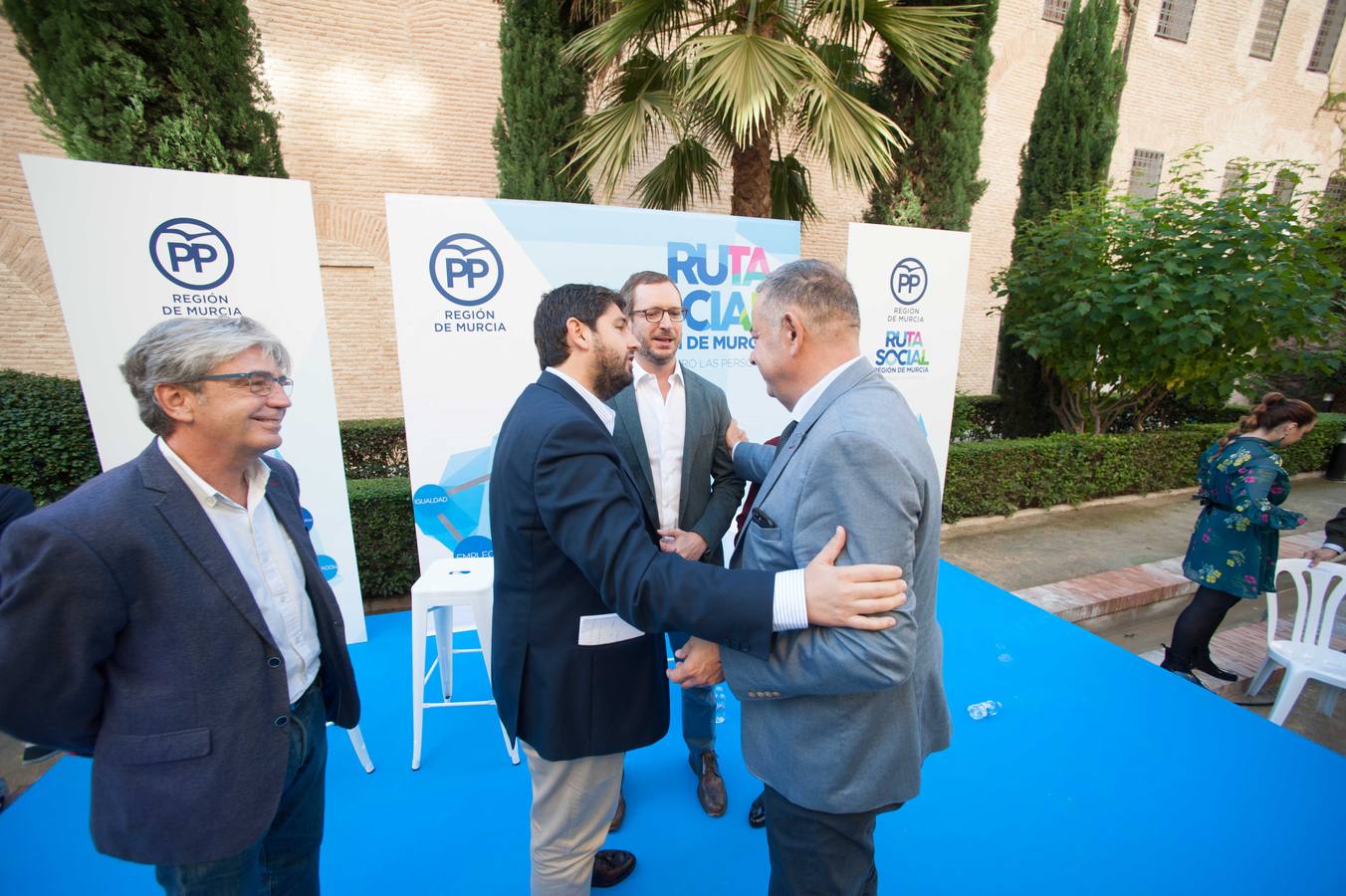 Javier Maroto explica que el objetivo es «ponerle cariño y voz a todo lo que se hace desde el partido» para favorecer a las personas