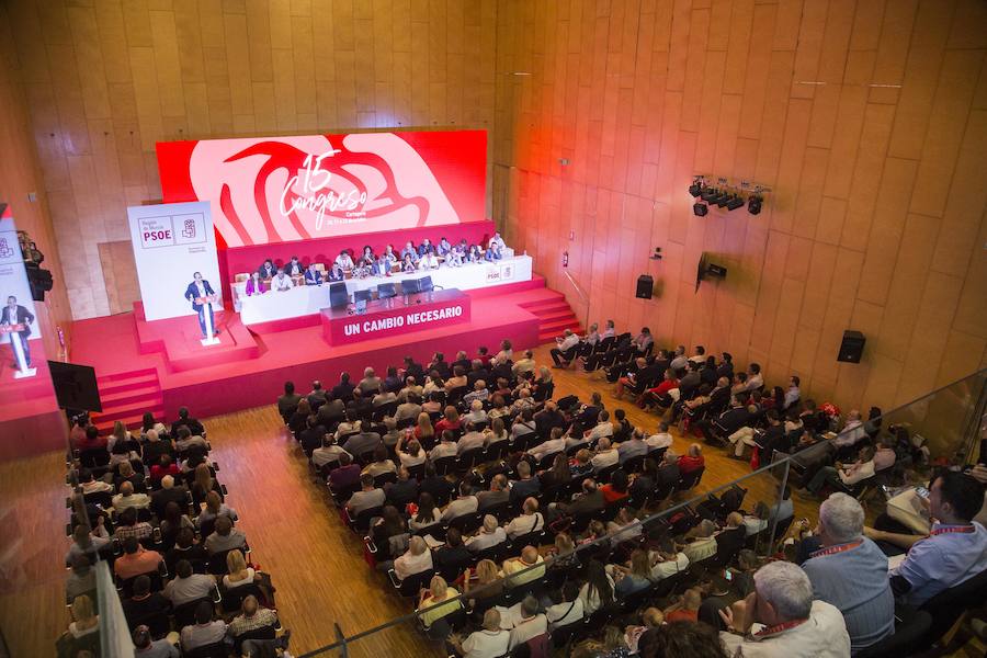 La jornada inaugural del cónclave de los socialistas murcianos, celebrado en Cartagena, ha contado con la presencia del secretario general del PSOE, Pedro Sánchez