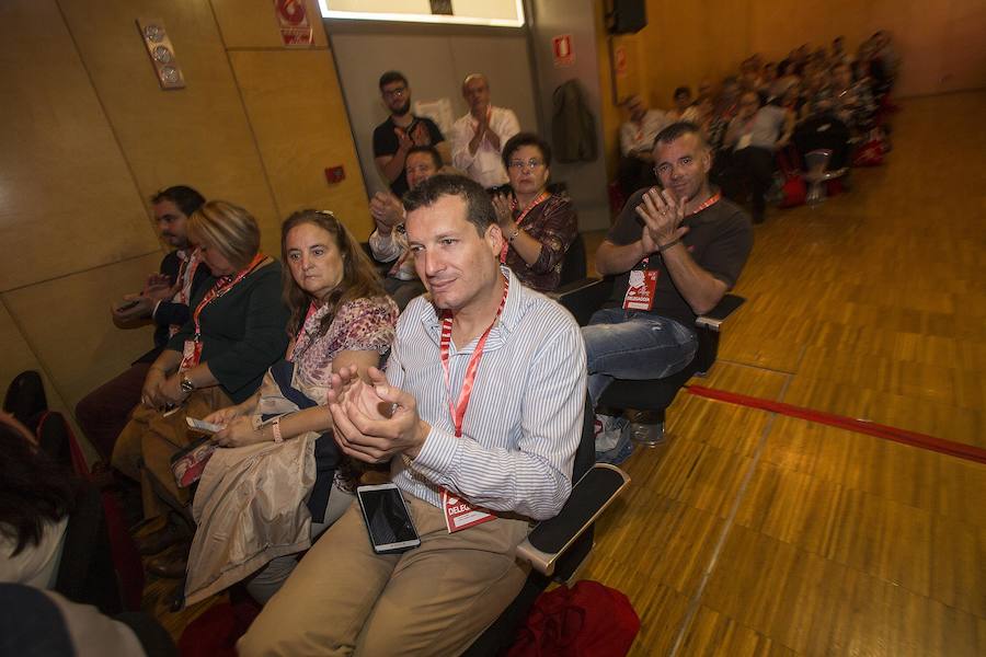 La jornada inaugural del cónclave de los socialistas murcianos, celebrado en Cartagena, ha contado con la presencia del secretario general del PSOE, Pedro Sánchez