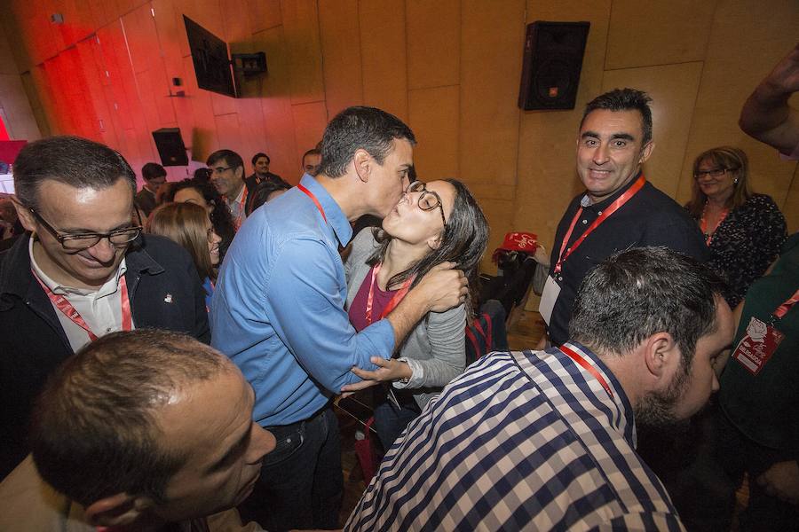 La jornada inaugural del cónclave de los socialistas murcianos, celebrado en Cartagena, ha contado con la presencia del secretario general del PSOE, Pedro Sánchez