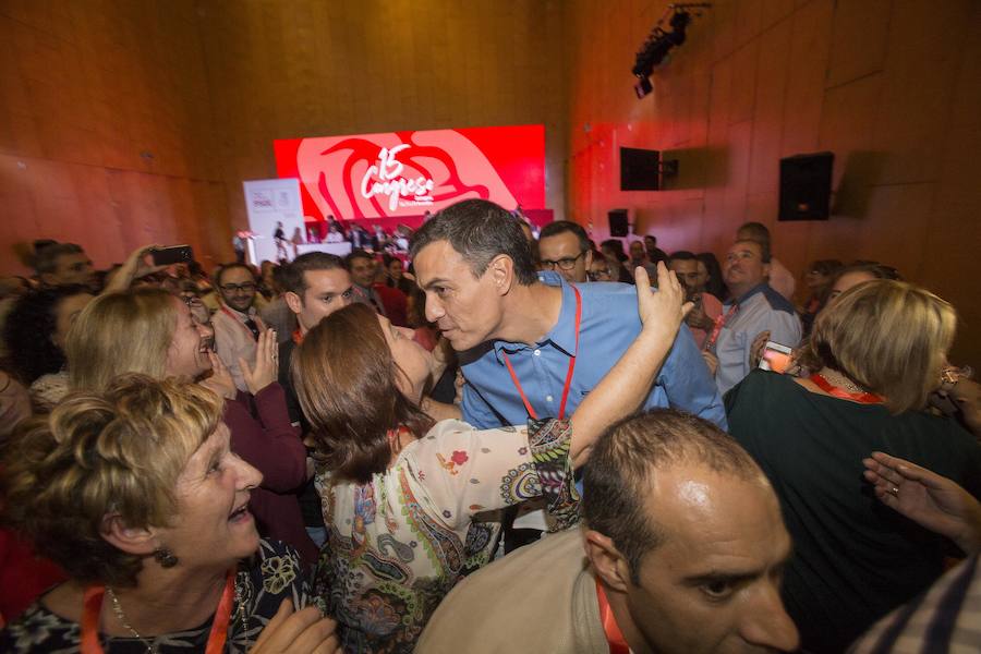 La jornada inaugural del cónclave de los socialistas murcianos, celebrado en Cartagena, ha contado con la presencia del secretario general del PSOE, Pedro Sánchez