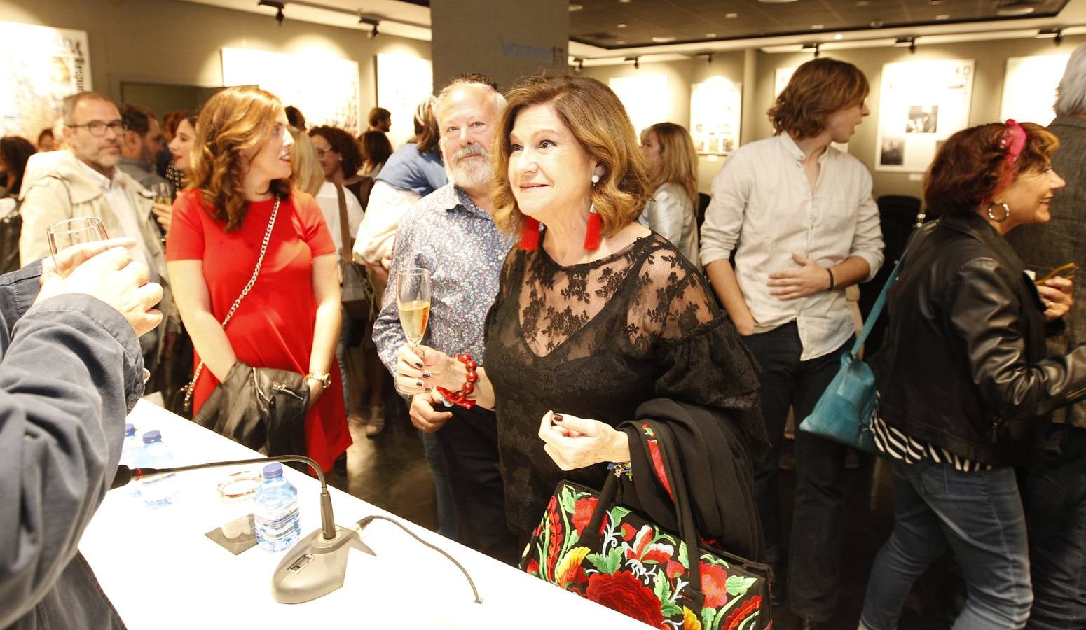 Montserrat Murcia, y los pintores José Claros y Francisca Muñoz.