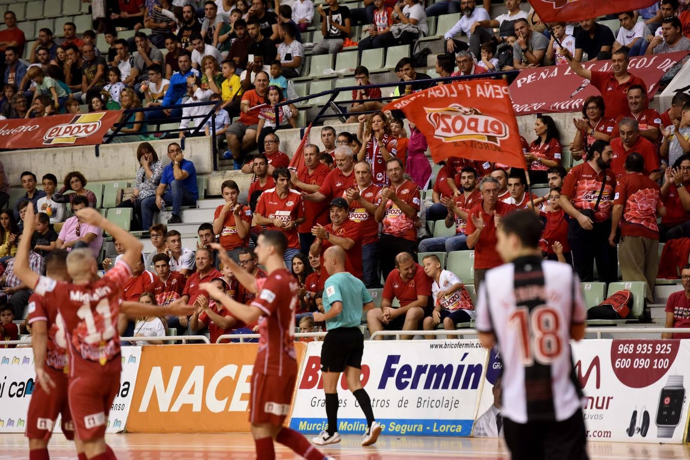 La falta de efectivos vuelve a pasar factura al equipo, que solo puede empatar ante el Levante