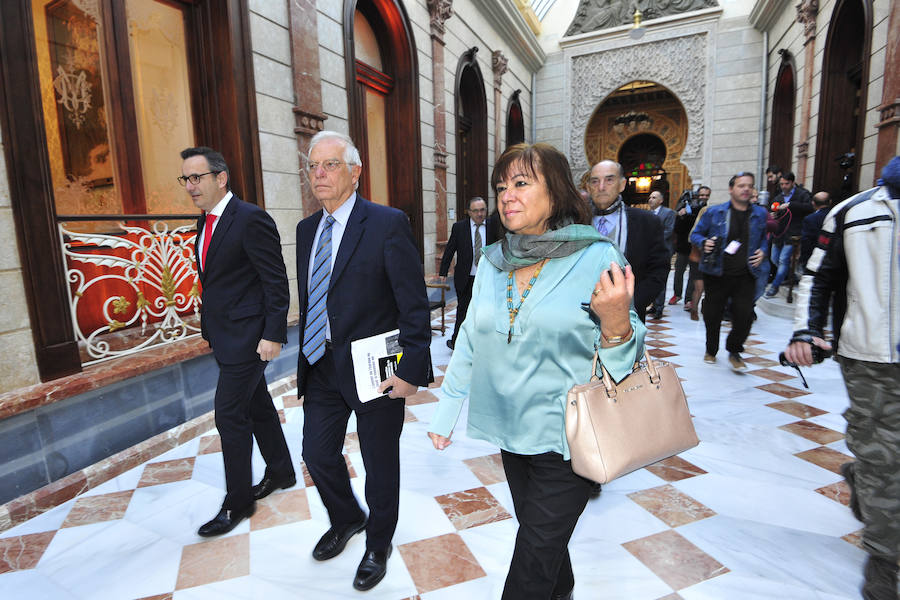 El expresidente del Parlamento Europeo explica que «cuantos menos responsables políticos estén en prisión preventiva, mejor»