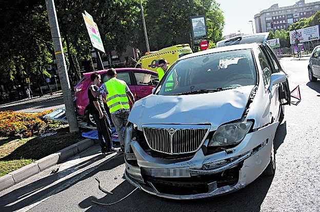 Aparatosa colisión en Murcia