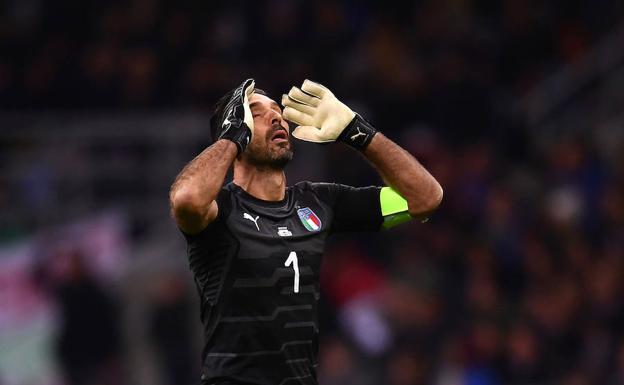 Buffon, tras la eliminación de Italia ante Suecia.