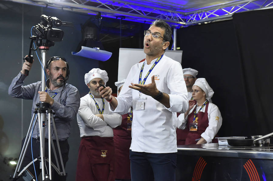 Ponencia del chef Paco Roncero, con dos estrellas Michelin.