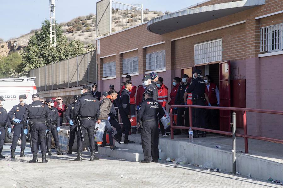 Casi medio millar de personas han llegado a las costas de la Región en una nueva oleada de pateras