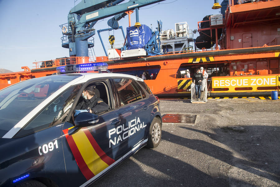 Casi medio millar de personas han llegado a las costas de la Región en una nueva oleada de pateras