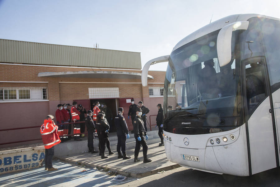 Casi medio millar de personas han llegado a las costas de la Región en una nueva oleada de pateras