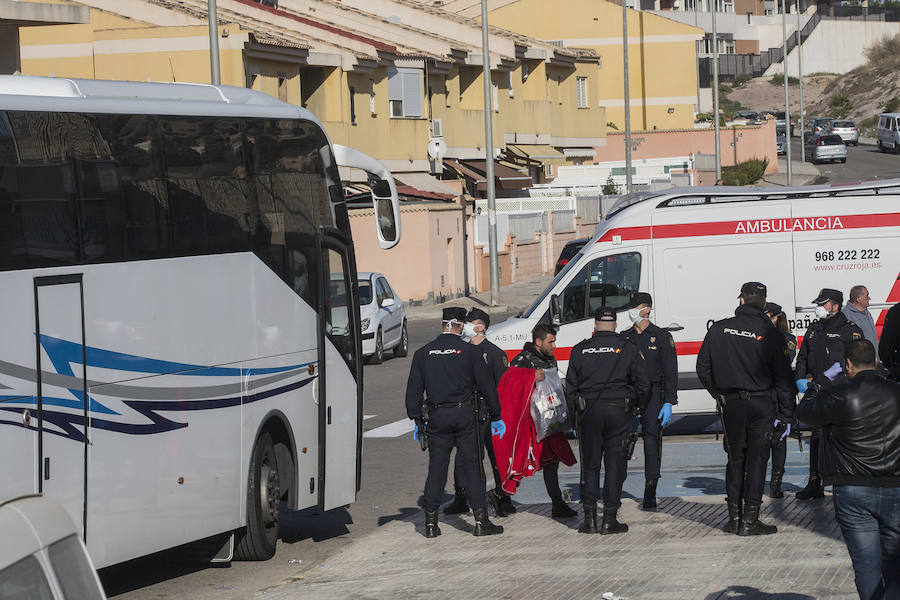 Casi medio millar de personas han llegado a las costas de la Región en una nueva oleada de pateras