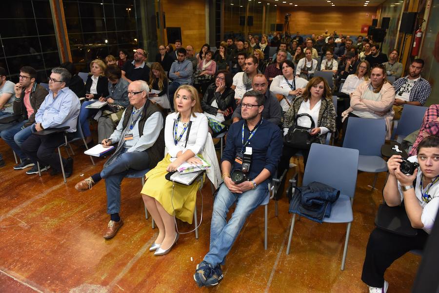 Ponencia 'Filosofía LDE. Segunda temporada', impartida por David López (Local de Ensayo).