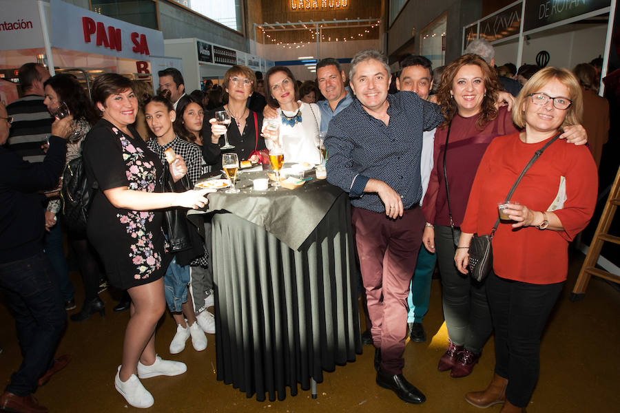 El Auditorio Víctor Villegas se abarrotó de curiosos de la cocina dispuestos a disfrutar de las creaciones y ponencias de los grandes exponentes de la gastronomía nacional