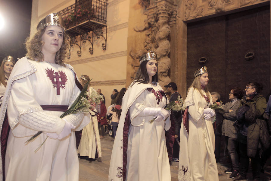 Un millar de figurantes recrean 775 años de historia de la Lorca medieval desfilando por primera vez por Lope Gisbert.