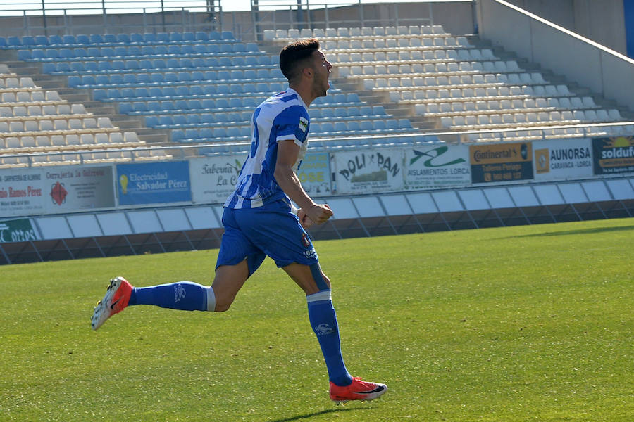 El Lorca Deportiva ganó por 3-2 al At. Las Palmas