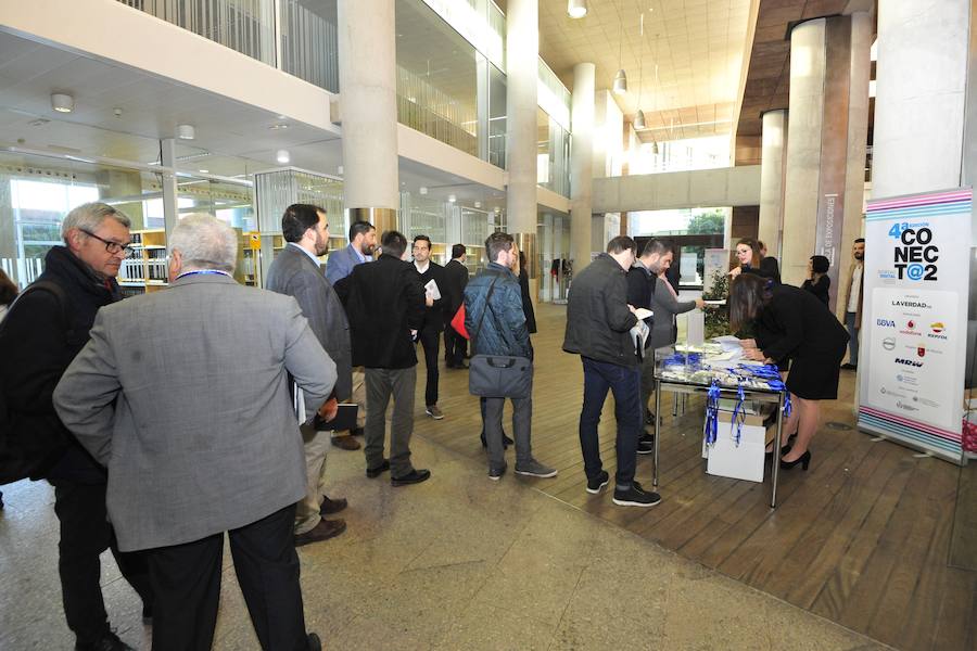 'La Verdad' organiza conferencias y mesas redondas en el Archivo Regional de la mano de profesionales influyentes de la Red. 