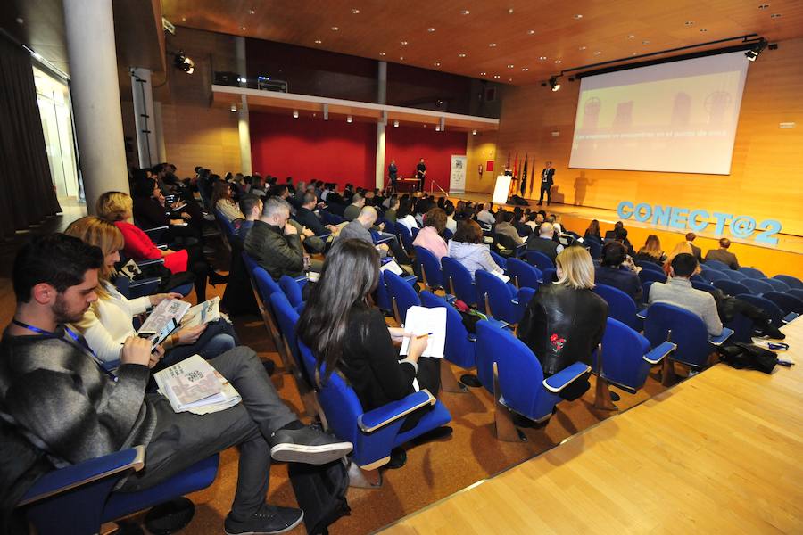 'La Verdad' organiza conferencias y mesas redondas en el Archivo Regional de la mano de profesionales influyentes de la Red. 