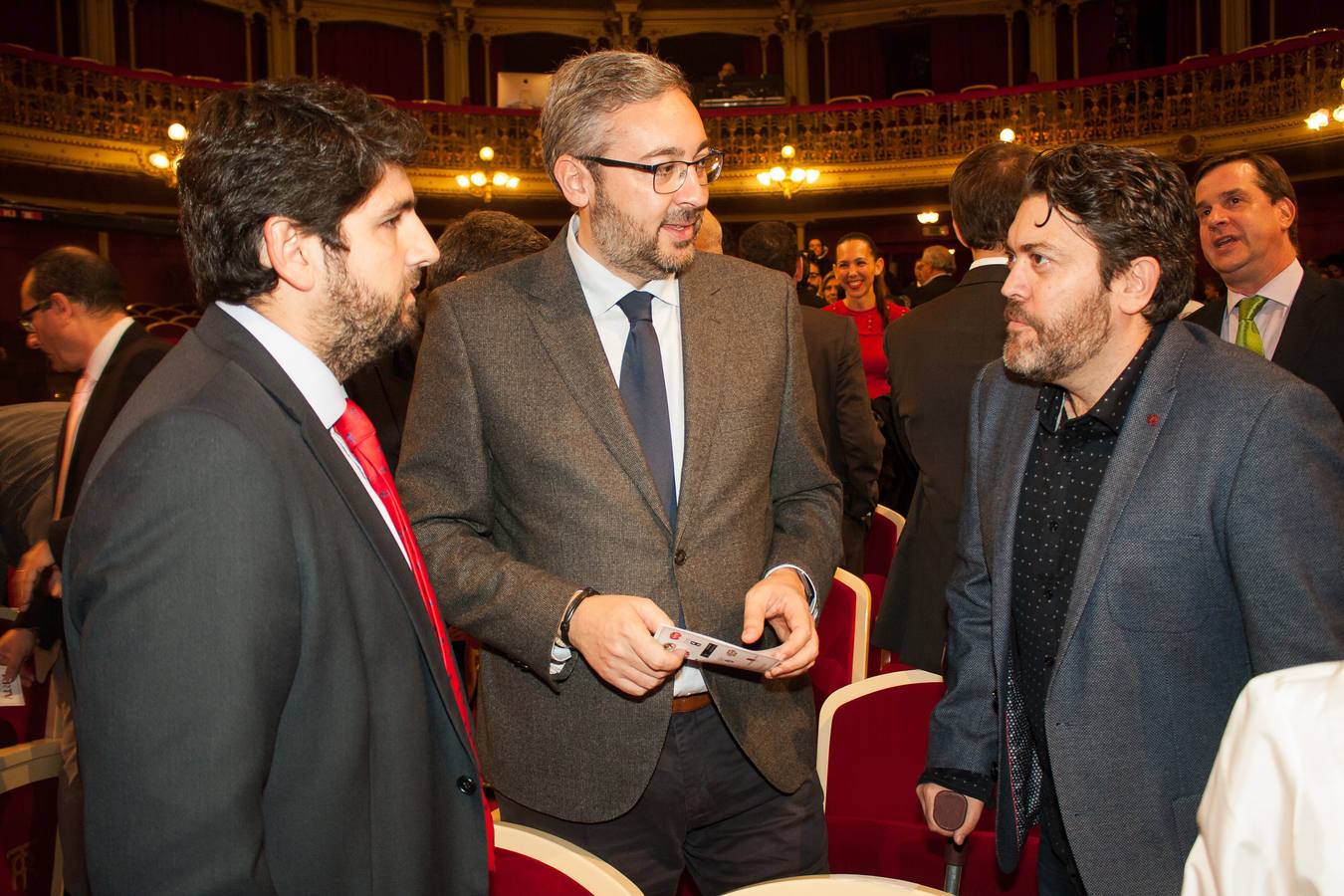 El Teatro Romea de Murcia acogió anoche la gala de entrega de los premios 'Antenas y Micrófonos de Plata', que celebra anualmente la Asociación de Profesionales de Radio y Televisión de la Región de Murcia (ARTV Murcia)