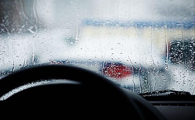 Cómo desempañar los cristales del coche de forma correcta