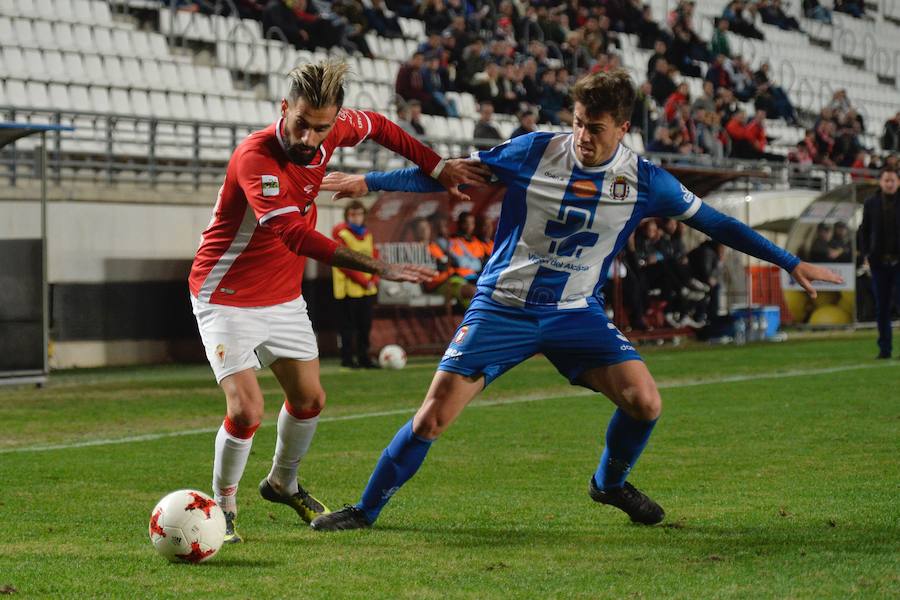 Los granas se dejan dos puntos en casa ante un Lorca atrevido que se pudo llevar la victoria y da un paso atrás en la lucha por el 'playoff'