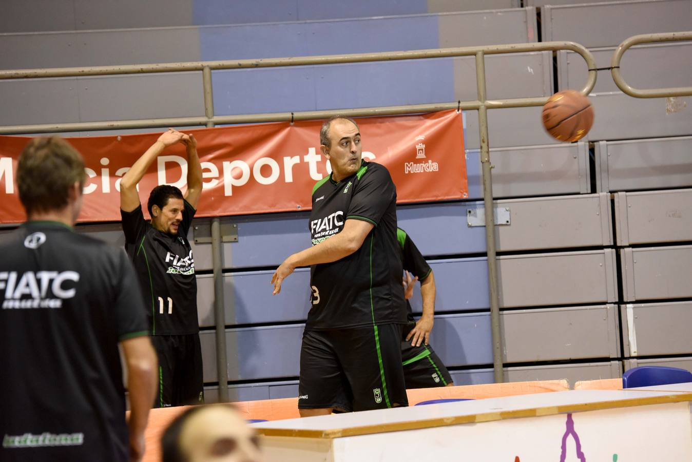 La organización apuesta por una segunda edición de este torneo de baloncesto para veteranos que ha reunido en Murcia a 26 equipos, 9 países y 15 nacionalidades