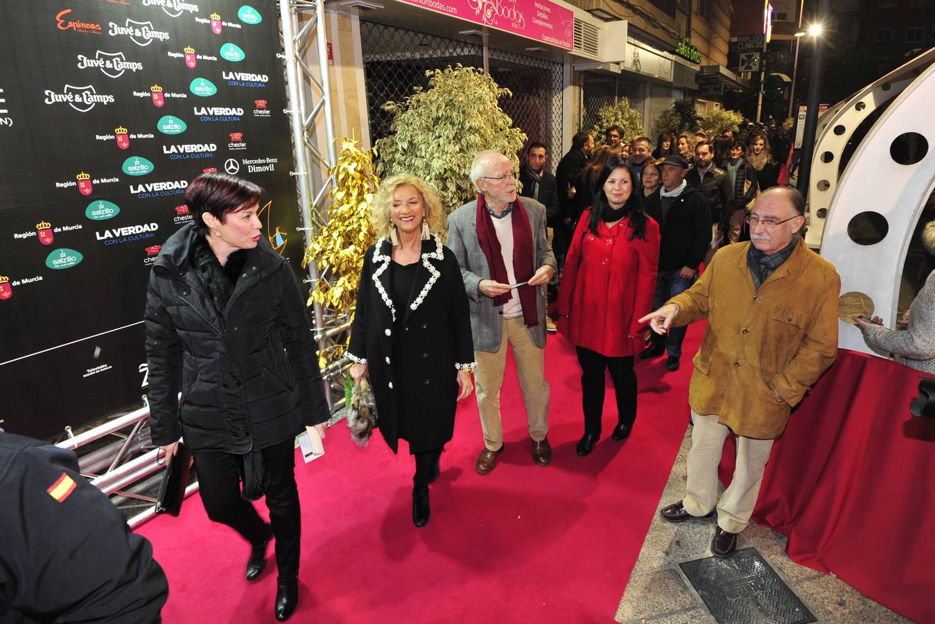 Los actores murcianos Pepa Aniorte, Enrique Martínez y Antón Valén, protagonistas de 'Regreso al Horizonte' acompañaron al director