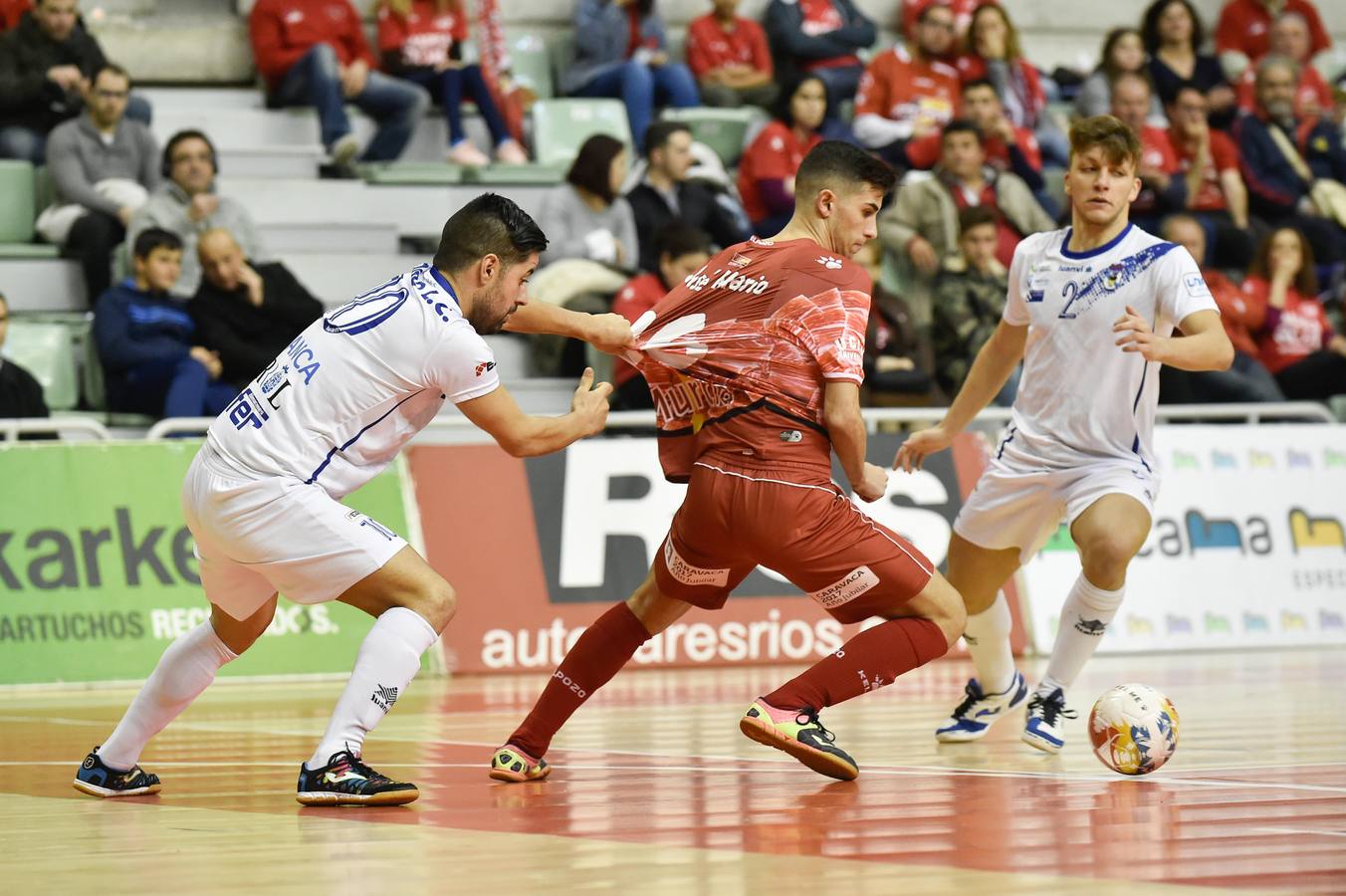 Con los ecos del 12-1 al Naturpellet Segovia, ElPozo se presentó este viernes de nuevo en casa, ante unos aficionados que volvieron a demostrar que los partidos contra los rivales de la zona baja no les atraen