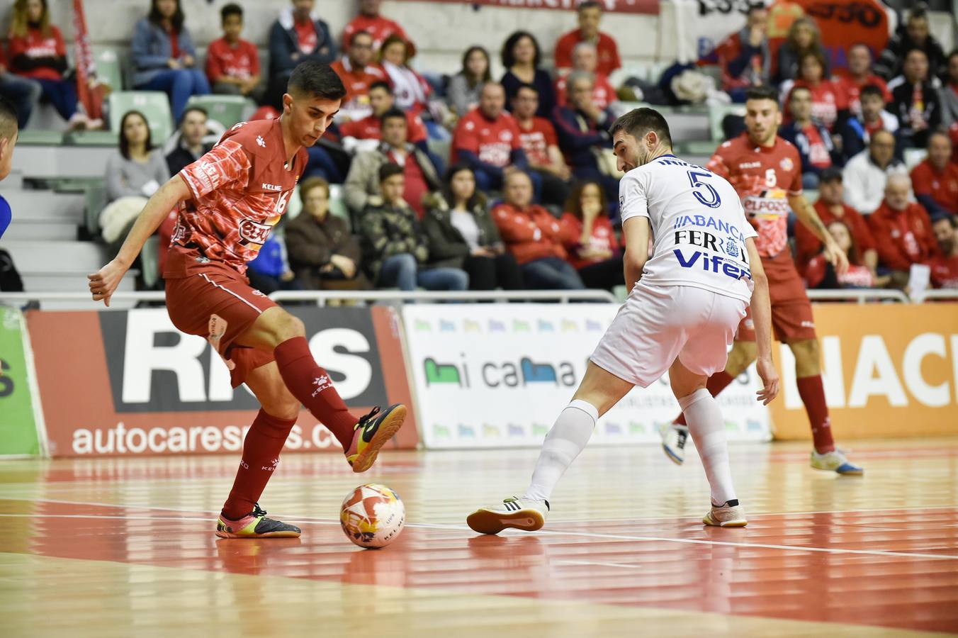 Con los ecos del 12-1 al Naturpellet Segovia, ElPozo se presentó este viernes de nuevo en casa, ante unos aficionados que volvieron a demostrar que los partidos contra los rivales de la zona baja no les atraen