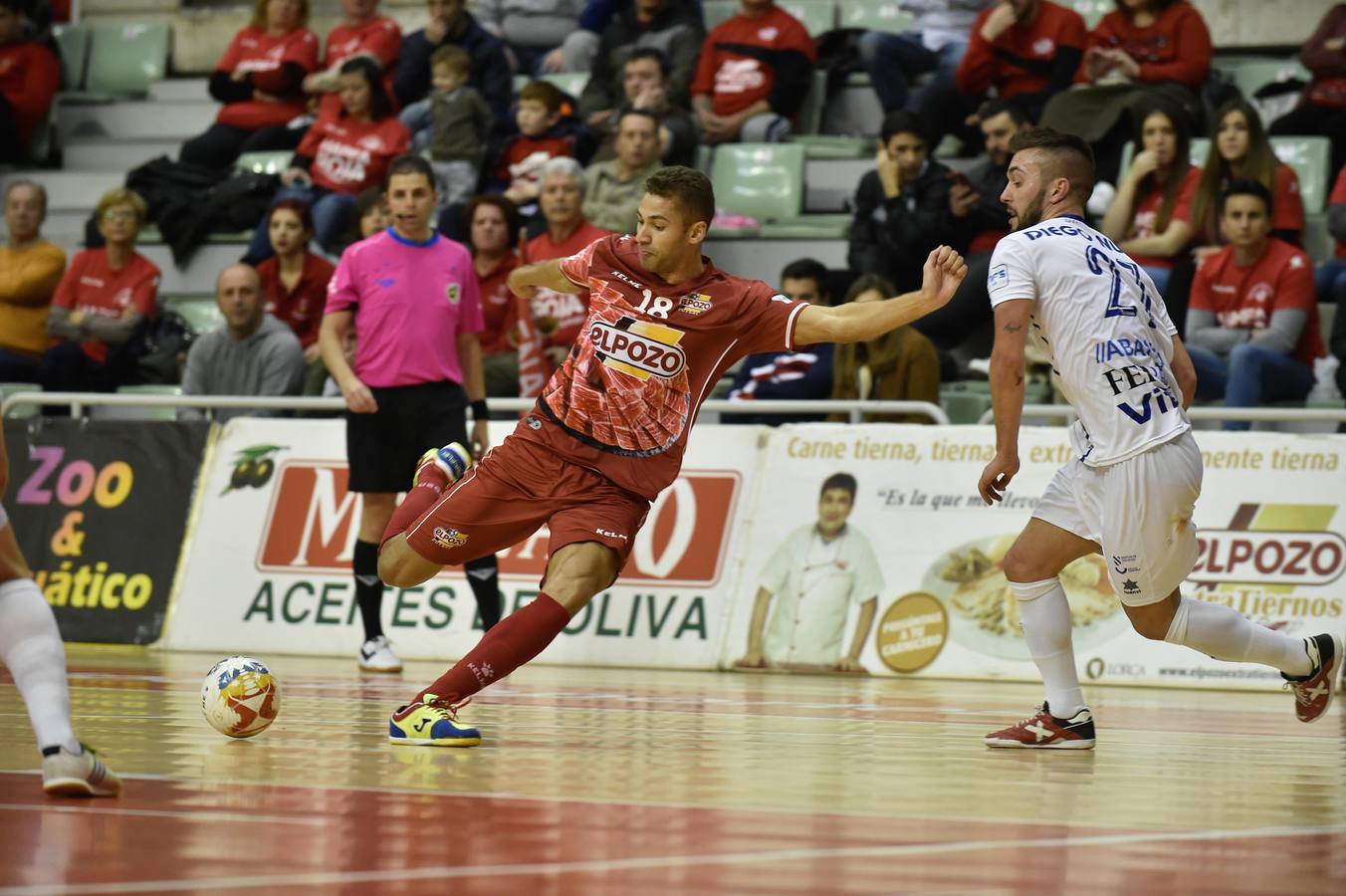 Con los ecos del 12-1 al Naturpellet Segovia, ElPozo se presentó este viernes de nuevo en casa, ante unos aficionados que volvieron a demostrar que los partidos contra los rivales de la zona baja no les atraen