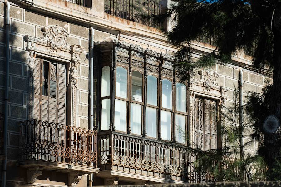 Un recorrido por el languideciente imperio minero tras la huella de su pasado romano, su arquitectura civil e industrial, y respirar su naturaleza