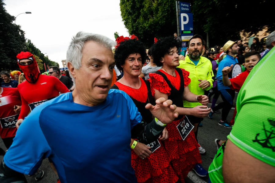 Miles de corredores se han dado cita para despedir el año corriendo en una multitudinaria prueba