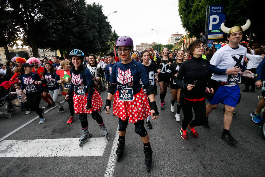 Miles de corredores se han dado cita para despedir el año corriendo en una multitudinaria prueba
