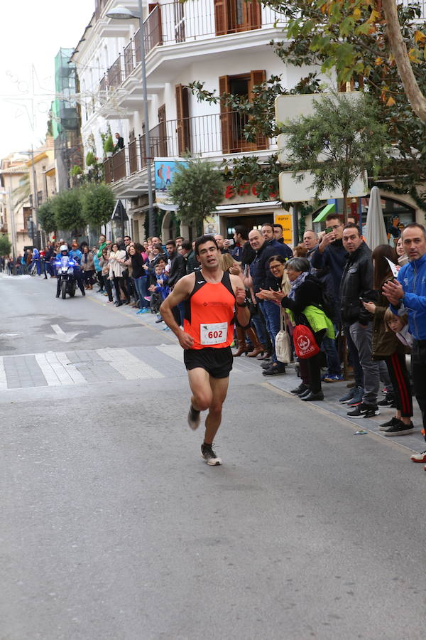 Cerca de mil corredores se han dado cita en la carrera que ha despedido el año en Lorca