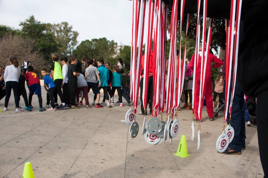 La prueba para niños de entre 5 y 11 años llenó el Malecón de carreras, saltos y lanzamientos