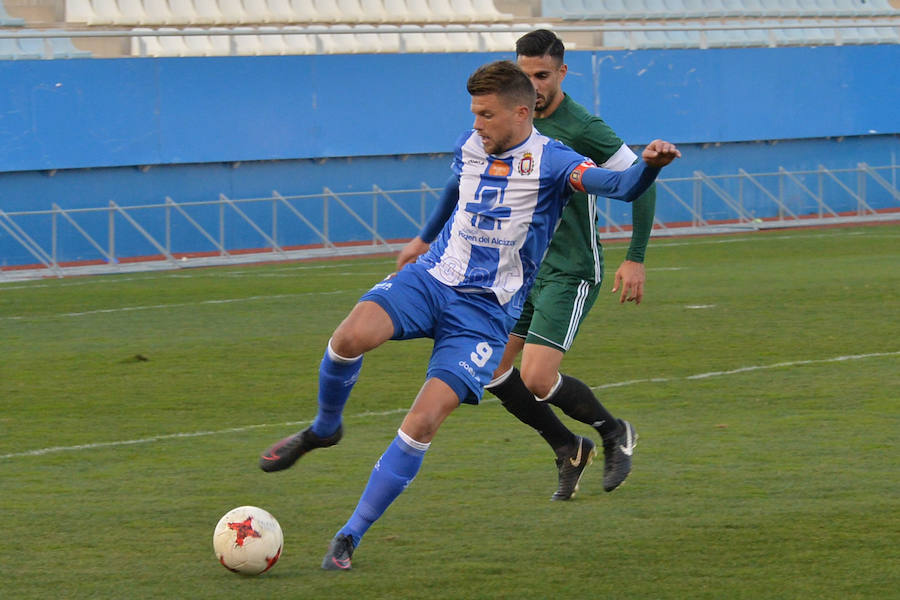 El equipo de Mario Simón juega su mejor partido de la temporada y confía en remontar el vuelo