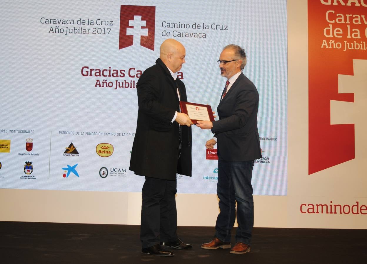 El presidente de la Comunidad agradece en el evento 'Gracias, Caravaca de la Cruz Año Jubilar 2017' el trabajo de la gente que ha hecho posible que este sea «el acontecimiento cultural, turístico y religioso más importante de España»