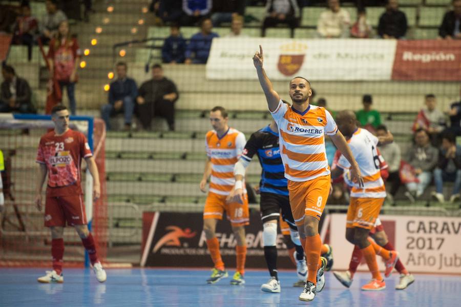 El conjunto de Duda remonta una desventaja de hasta tres goles y consigue llevarse un encuentro marcado por el debut de Xuxa y Fernando Drasler y las paradas de Raúl Jerez