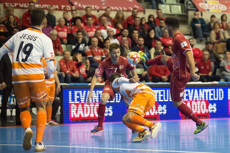 El conjunto de Duda remonta una desventaja de hasta tres goles y consigue llevarse un encuentro marcado por el debut de Xuxa y Fernando Drasler y las paradas de Raúl Jerez