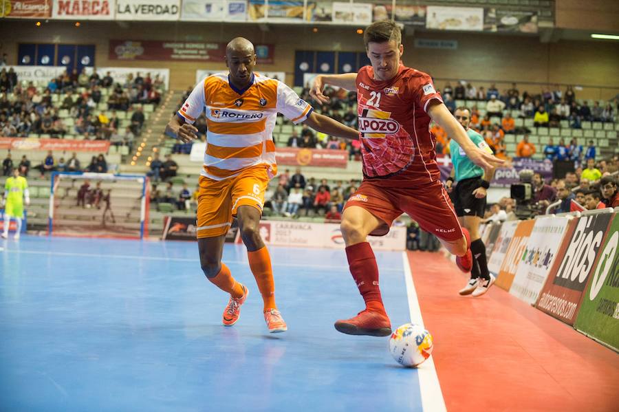 El conjunto de Duda remonta una desventaja de hasta tres goles y consigue llevarse un encuentro marcado por el debut de Xuxa y Fernando Drasler y las paradas de Raúl Jerez