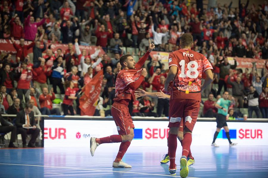 El conjunto de Duda remonta una desventaja de hasta tres goles y consigue llevarse un encuentro marcado por el debut de Xuxa y Fernando Drasler y las paradas de Raúl Jerez